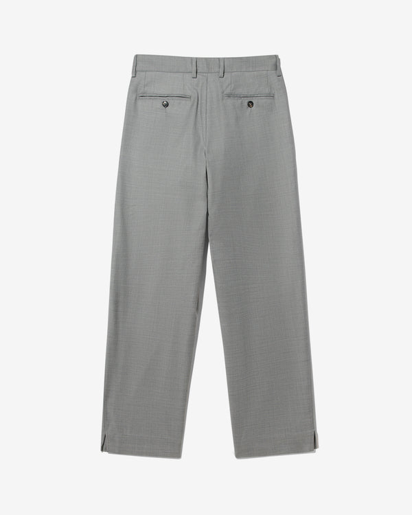 Noah - Double-Pleat Split Hem Pant - Detail