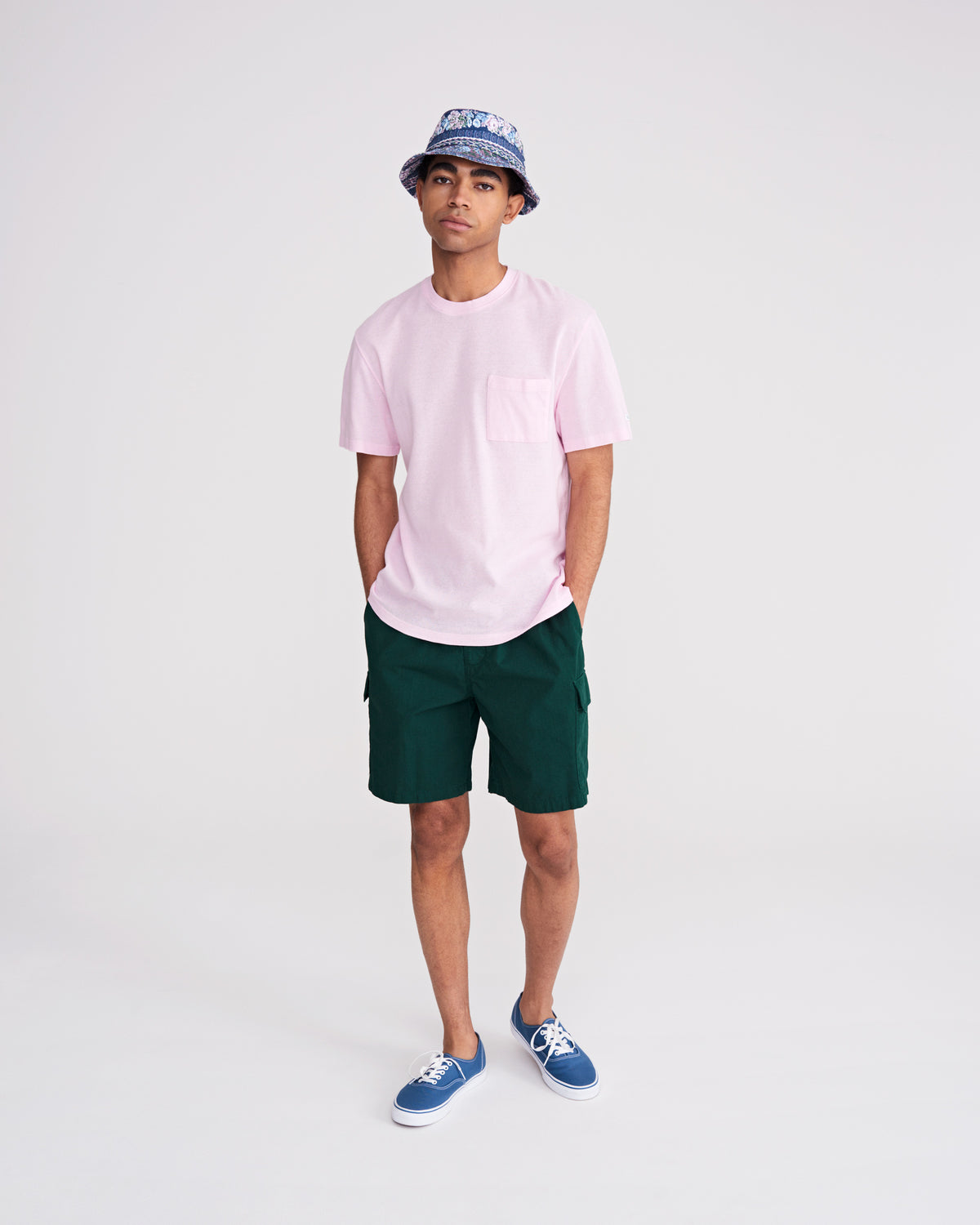 Lookbook - SS22Looks
