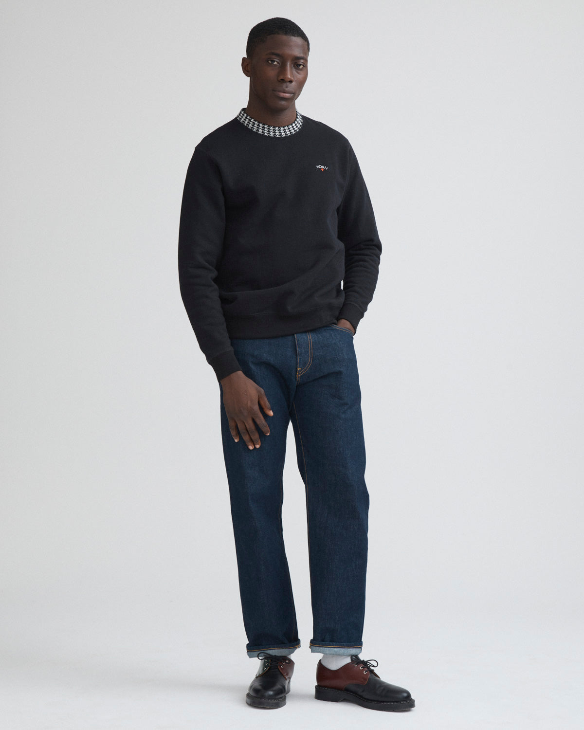 Houndstooth Collar Crewneck